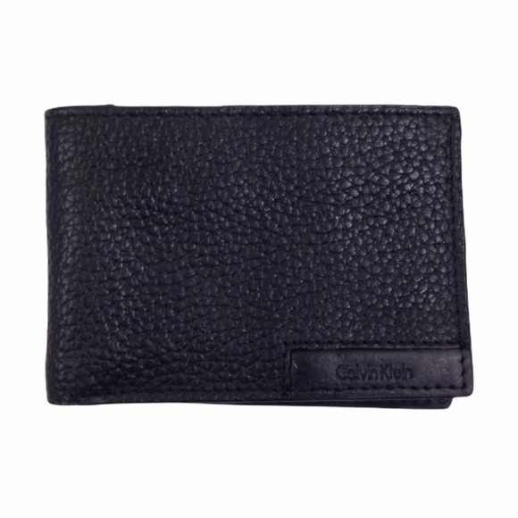 Calvin Klein Pebbled Leather Bifold Wallet - Picture 1 of 5
